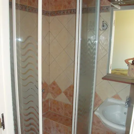 Guest house Aktaion 3*